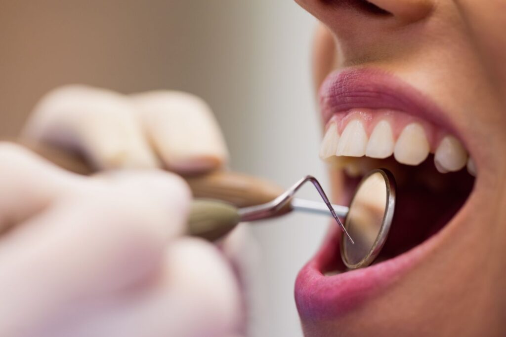 Affordable dental care consultation in Florida
